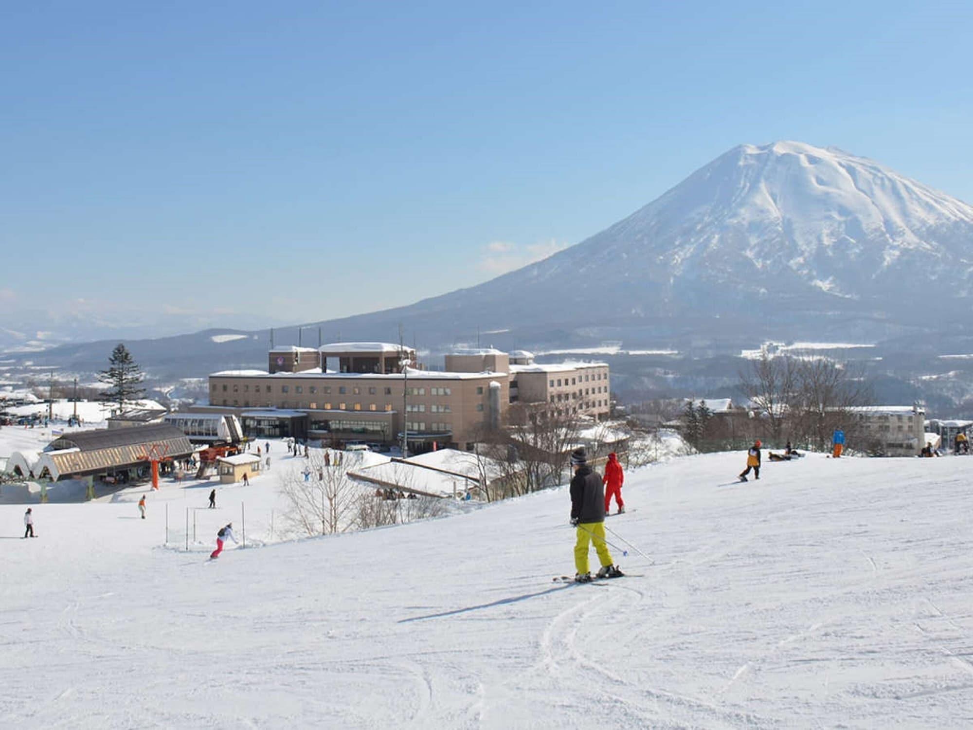 Hotel Niseko Alpen Куттян Экстерьер фото