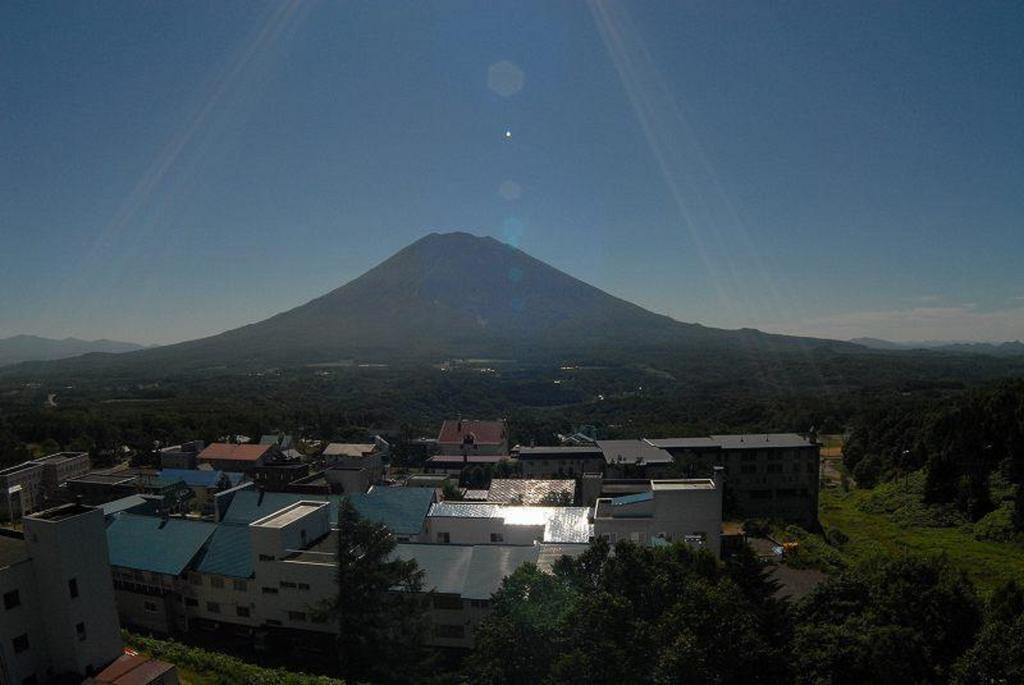 Hotel Niseko Alpen Куттян Экстерьер фото